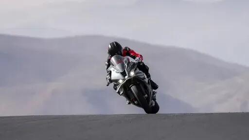 2026 BMW S 1000 RR