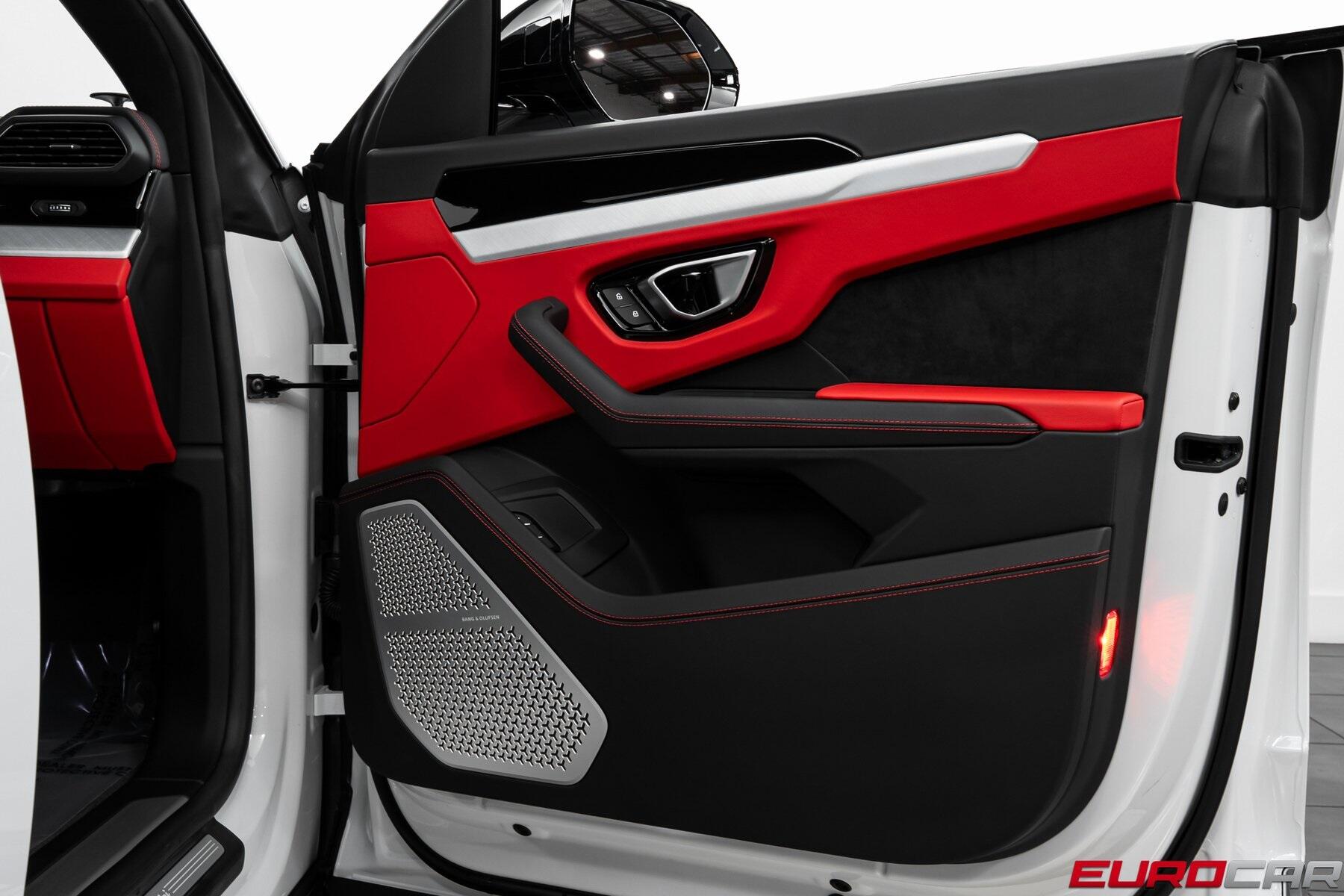 2021 Lamborghini Urus *PANORAMIC SUNROOF * FRONT PPF*Image 21