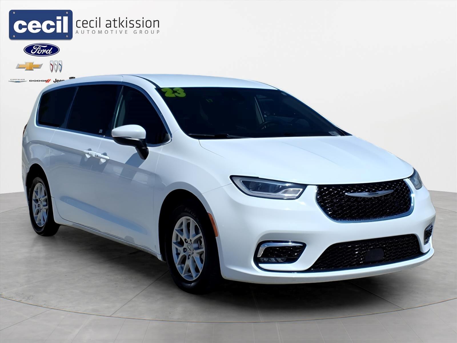 2023 Chrysler Pacifica Touring L