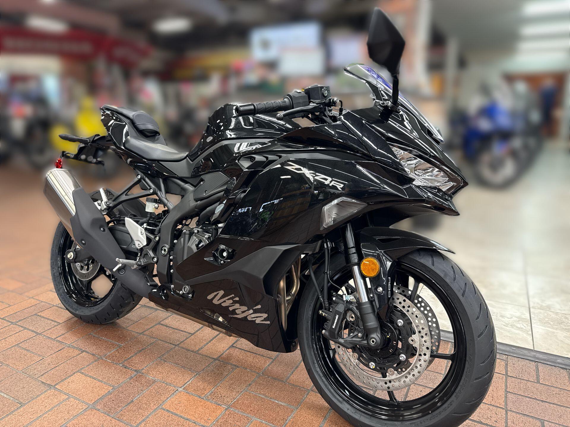 2026 Kawasaki NINJA ZX-4R ABS