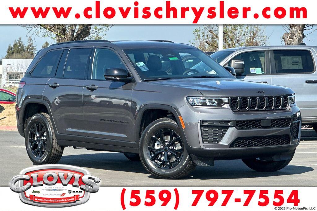 2026 Jeep Grand Cherokee Grand Cherokee Laredo Altitude 4x4