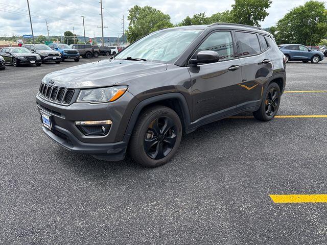 Used 2020 Jeep Compass Altitude with VIN 3C4NJCBBXLT141152 for sale in Prairie du Chien, WI