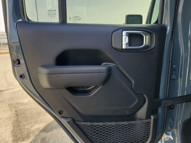 2026 Jeep Wrangler 4-Door Willys - Photo 13