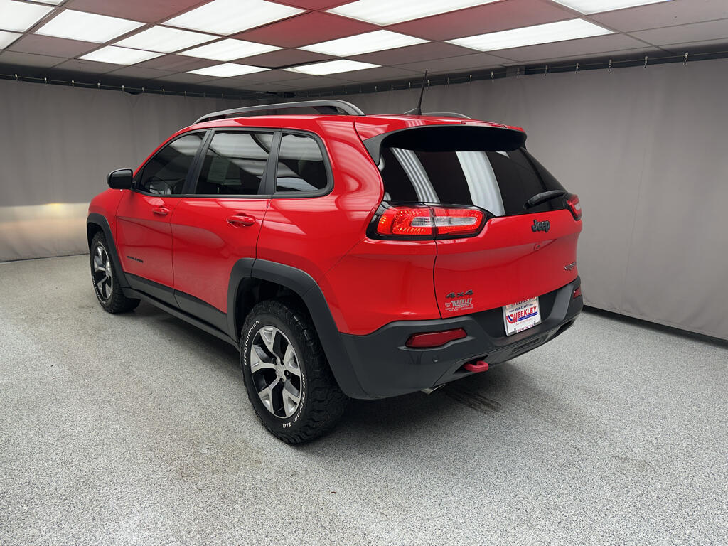 Used 2018 Jeep Cherokee Trailhawk with VIN 1C4PJMBX9JD610633 for sale in Butler, OH