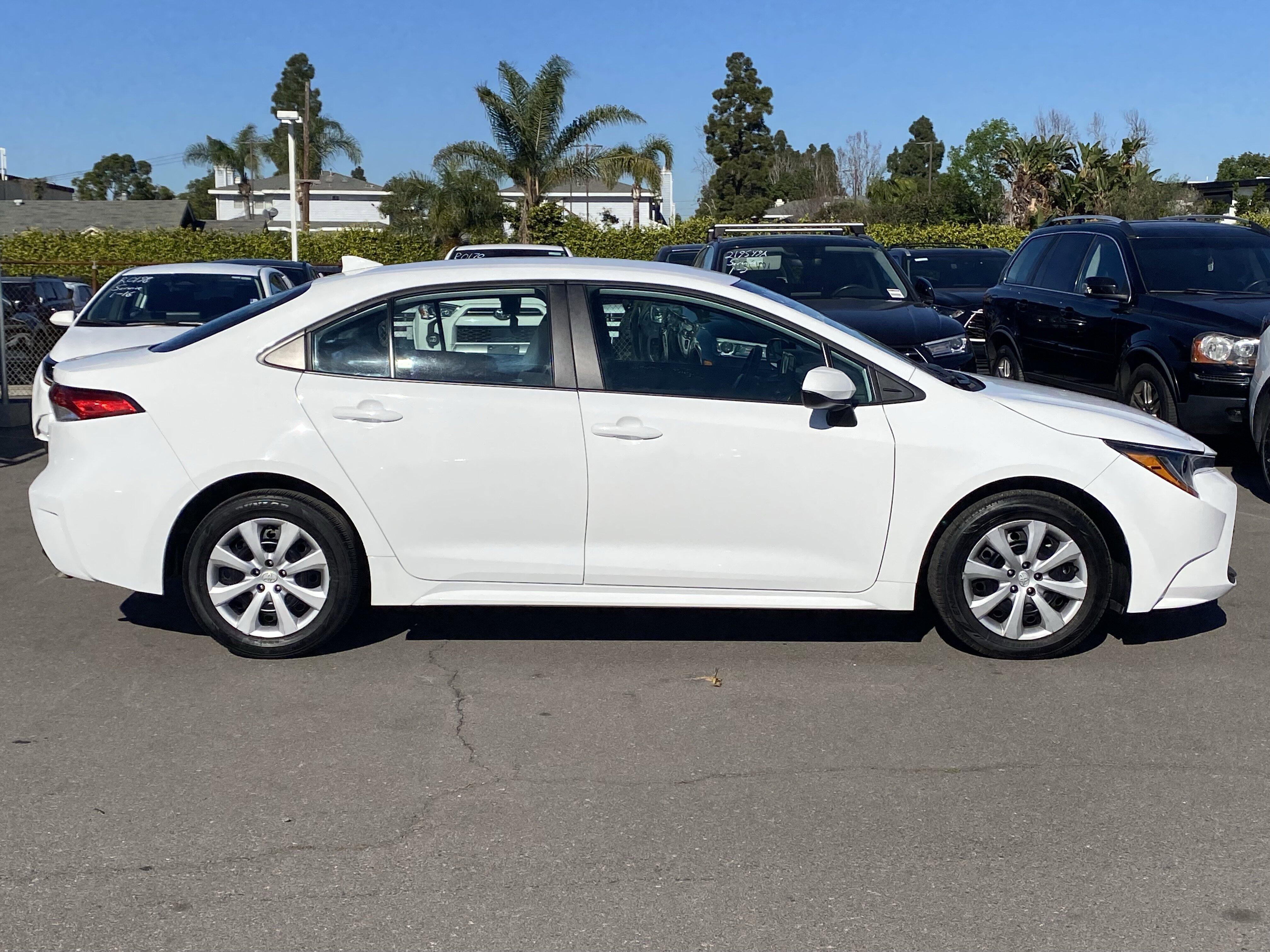 Used 2025 Toyota Corolla LE with VIN 5YFB4MDE8SP261492 for sale in Kansas City