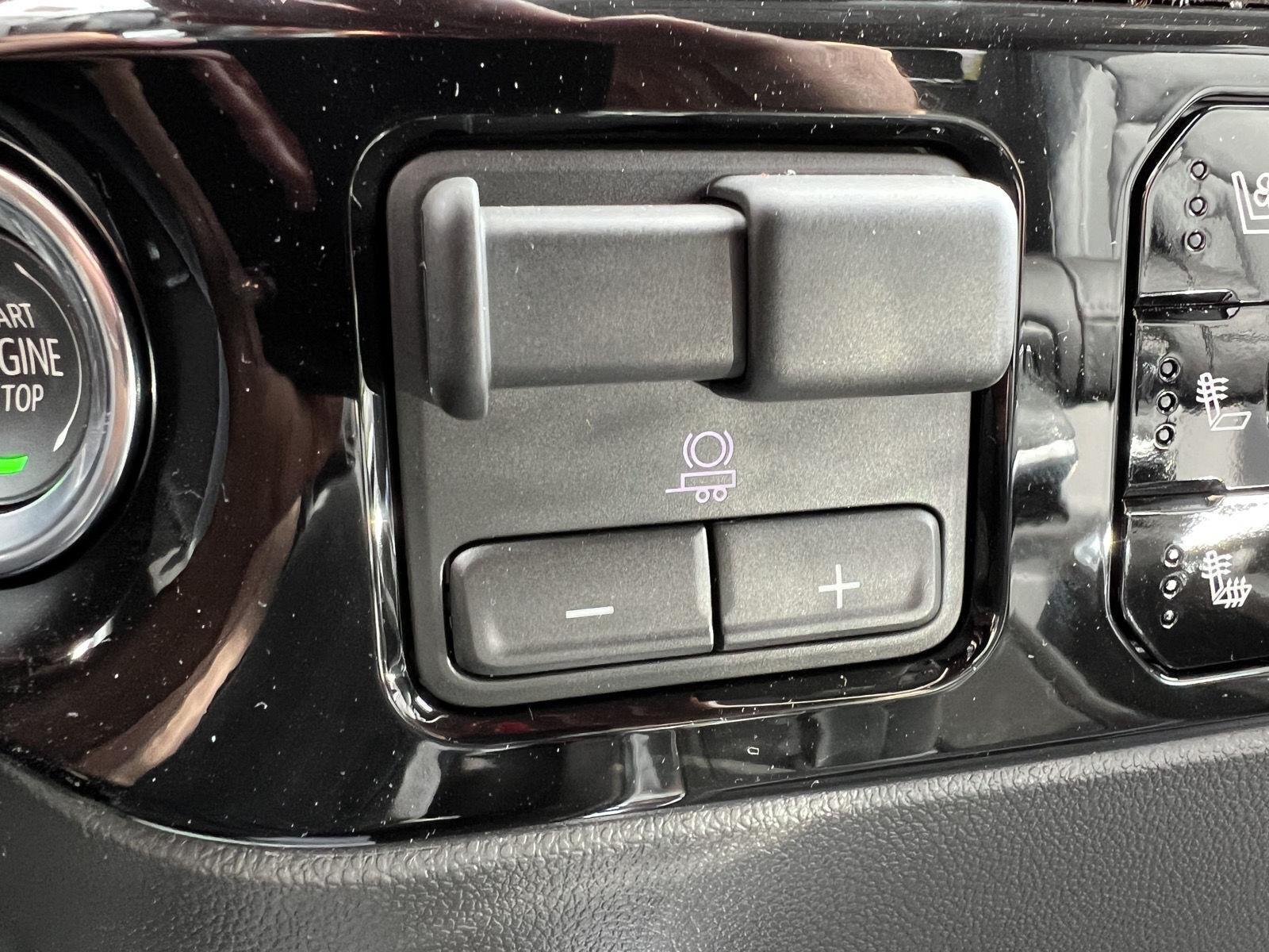 2026 GMC Sierra 1500 SLT - Photo 38