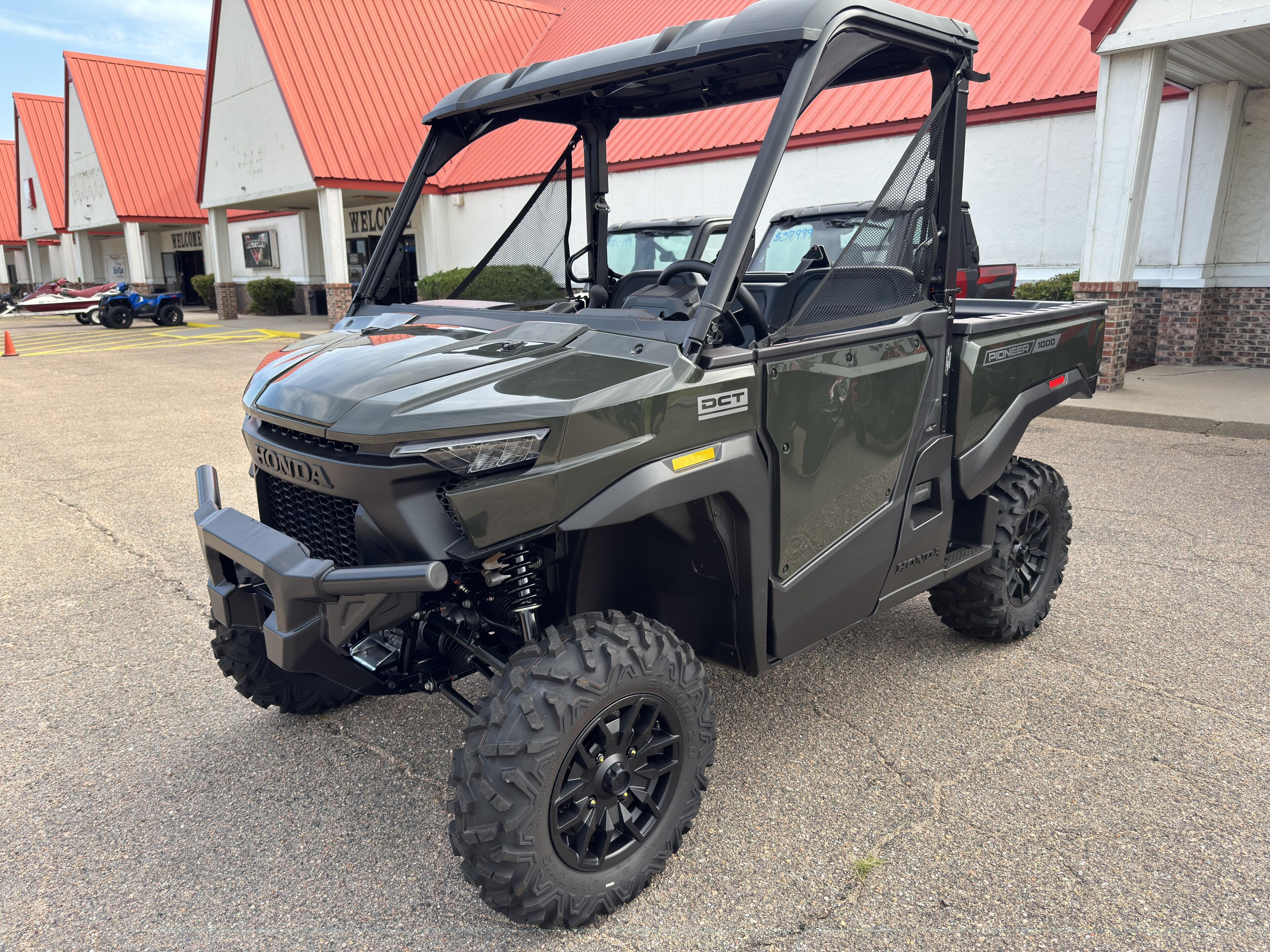 2026 Honda PIONEER 1000 DELUXE