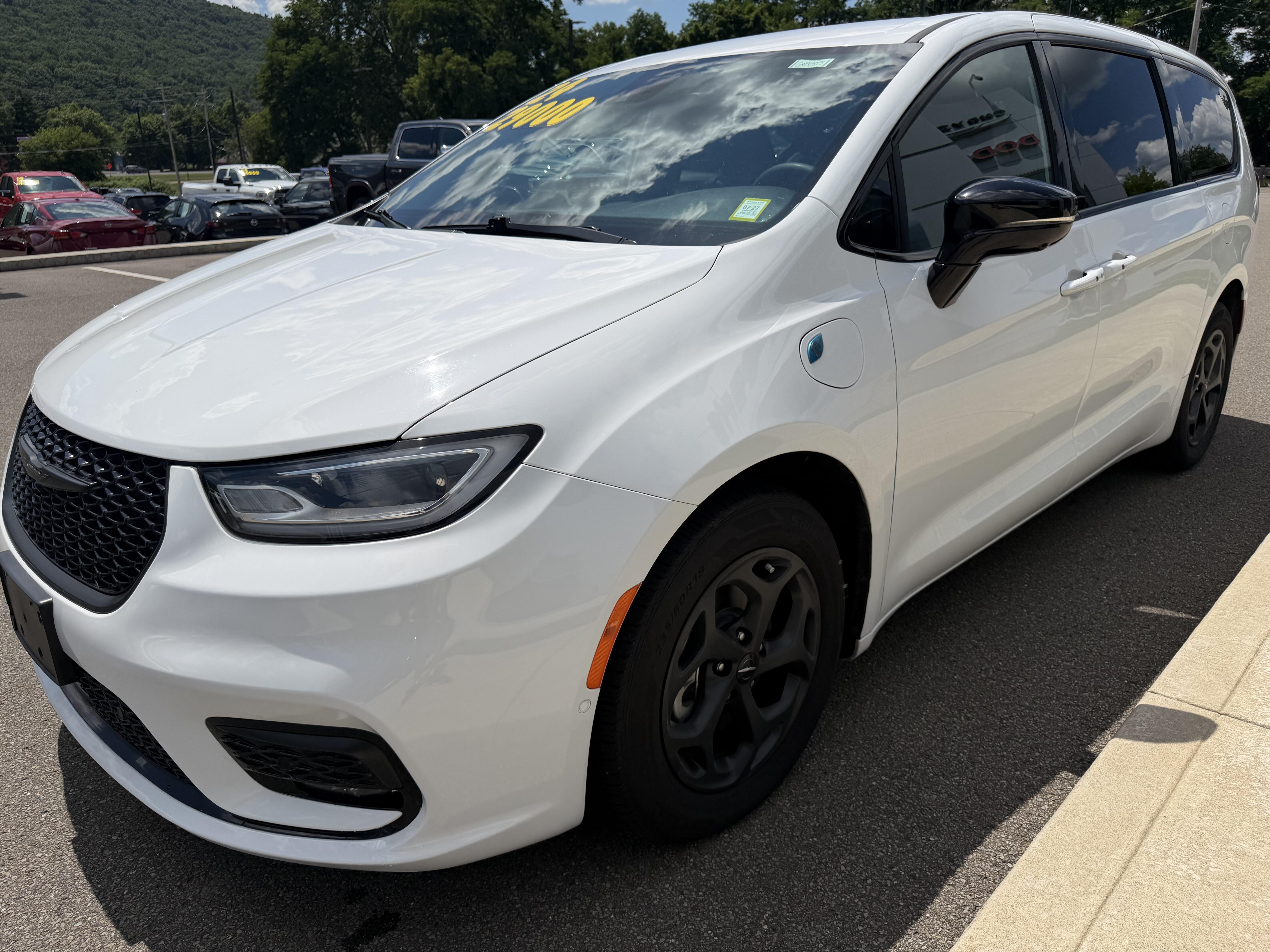 2024 Chrysler Pacifica
