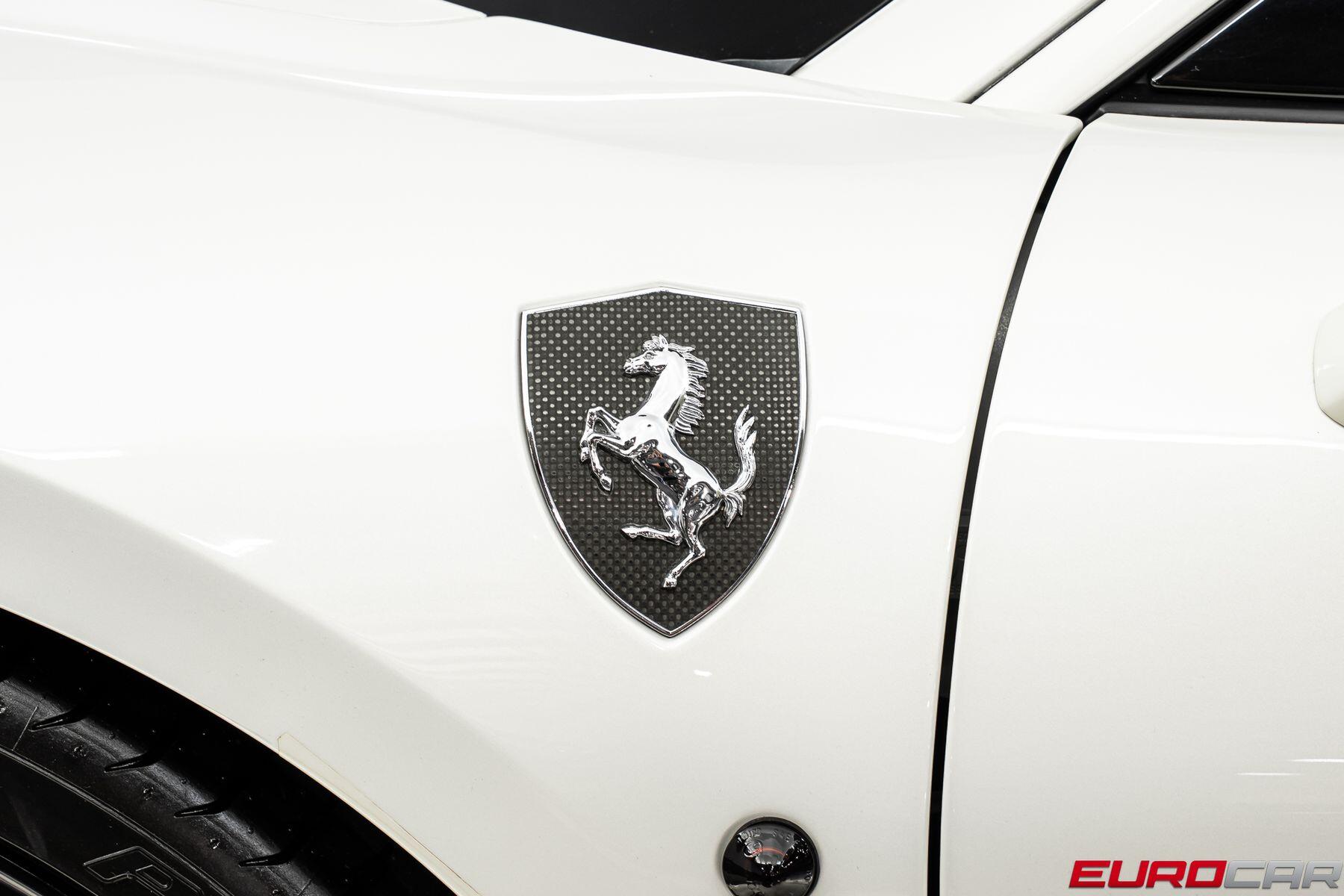 2017 Ferrari 488 GTB *CARBON STEERING WHEEL * IMMACULATE CONDITION*Image 17