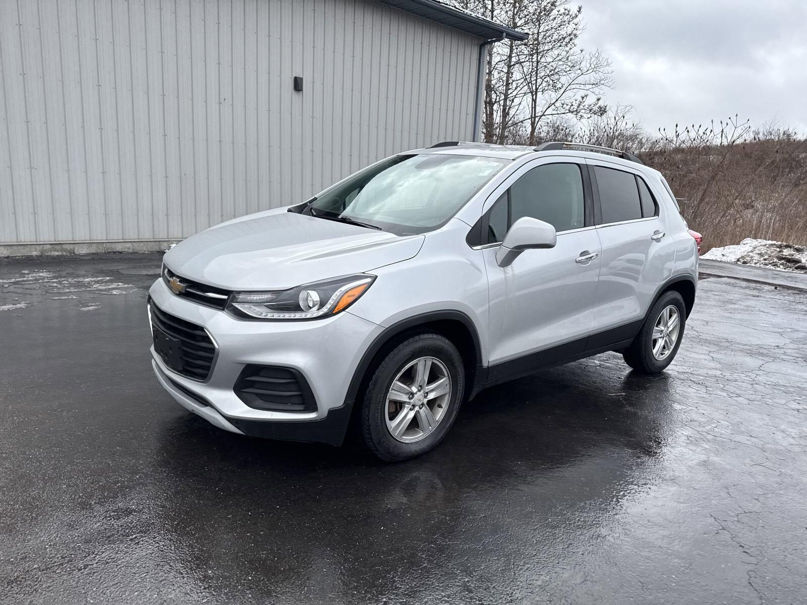 Used 2019 Chevrolet Trax LT with VIN KL7CJLSBXKB913301 for sale in Victor, NY