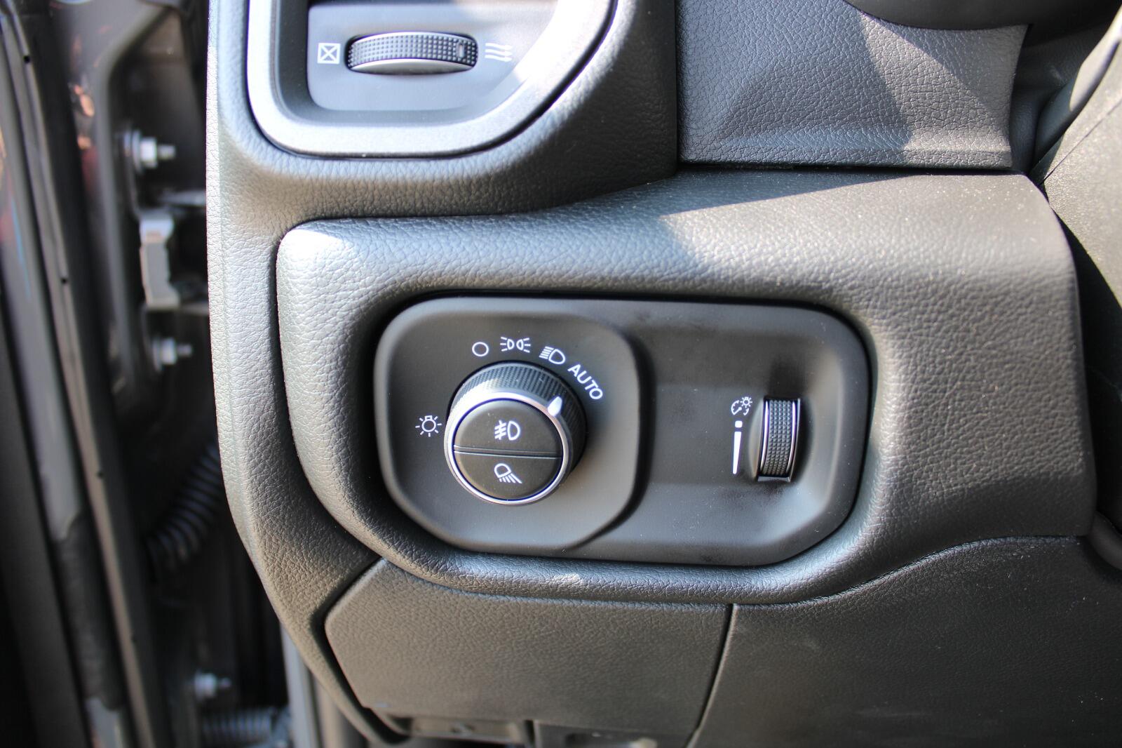 2026 RAM 2500 Tradesman - Photo 14