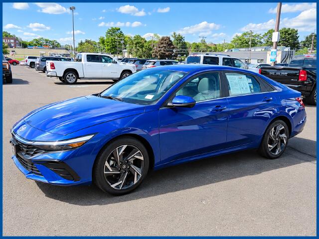 2024 Hyundai Elantra Limited