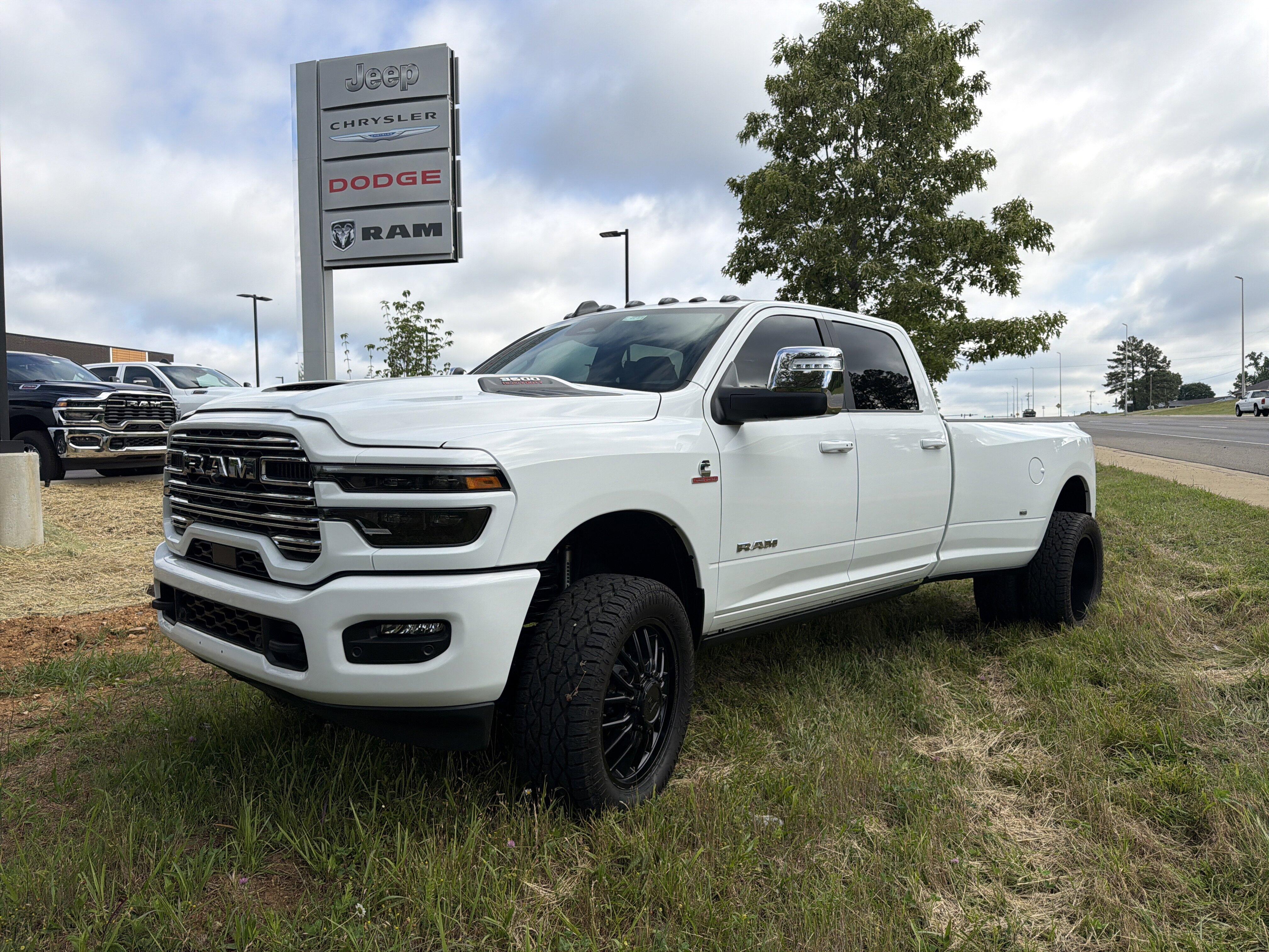 2026 RAM 3500 Laramie 4X4 Crew Cab LWB's photo
