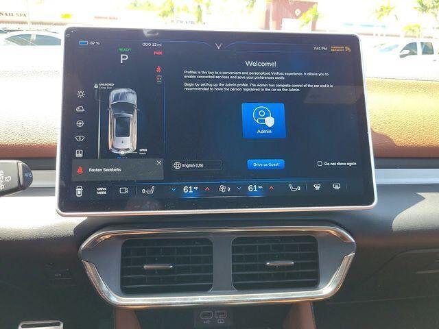 2025 VinFast VF 8 Plus - Photo 14
