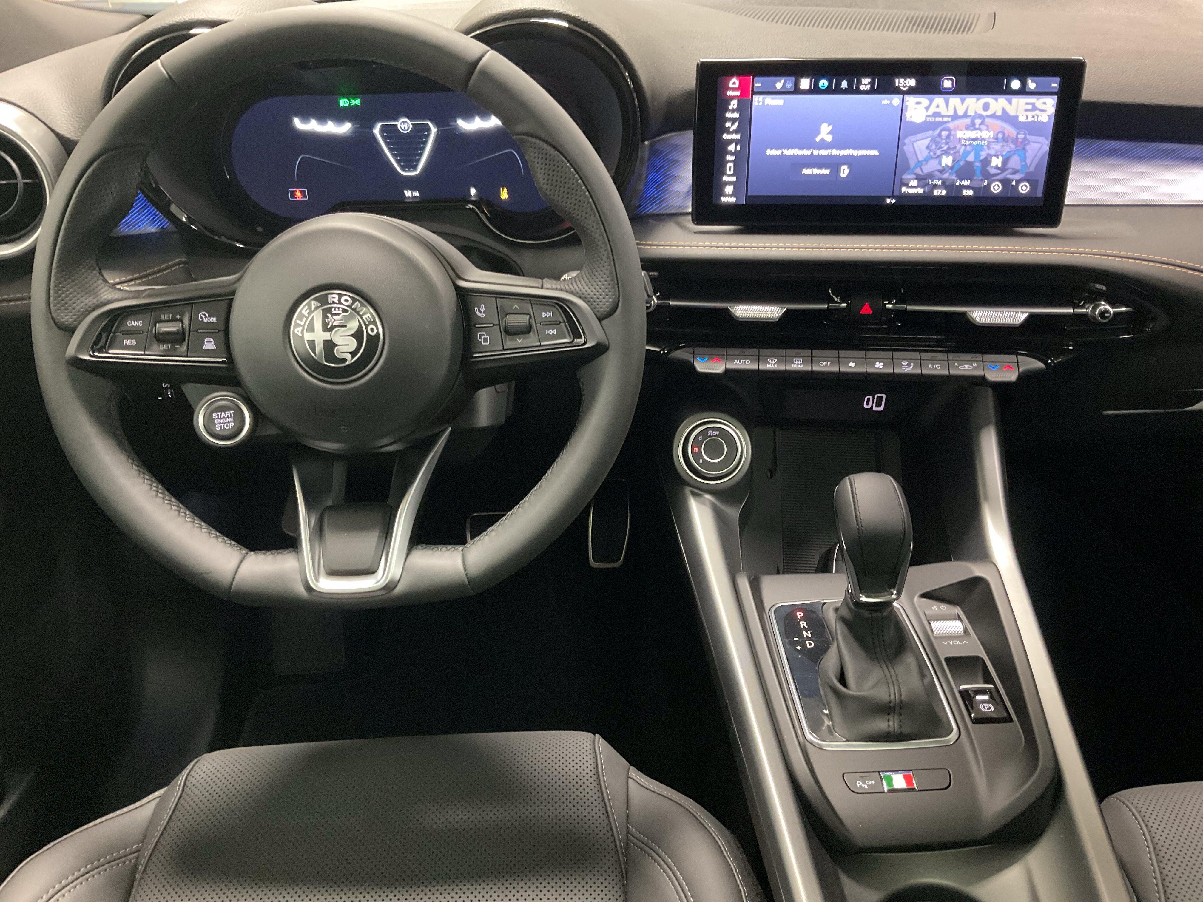 2026 Alfa Romeo Tonale Sprint - Photo 12