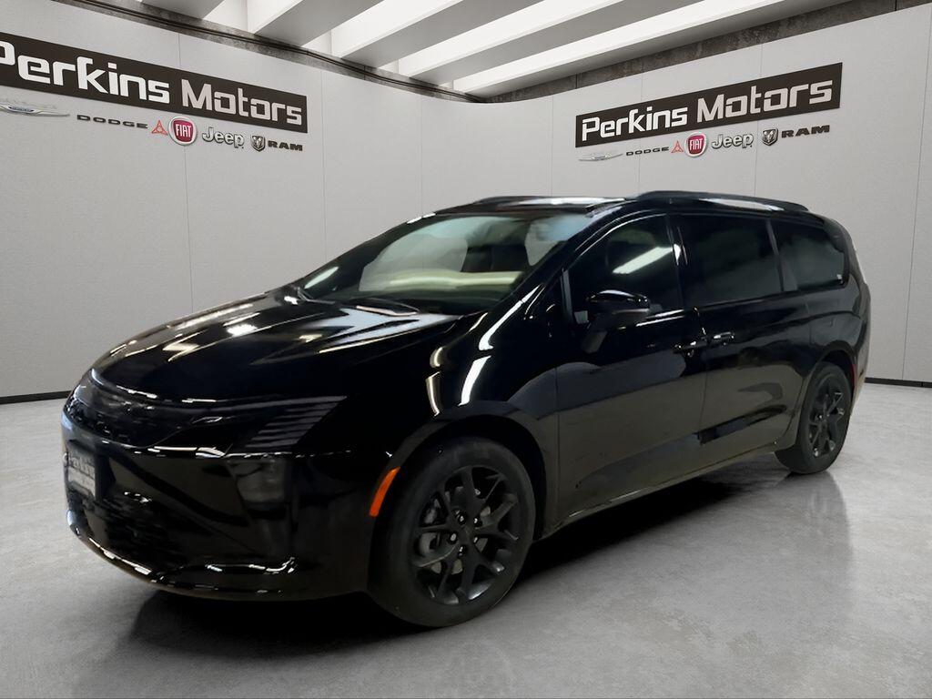 2027 Chrysler Pacifica Pacifica Limited Awd