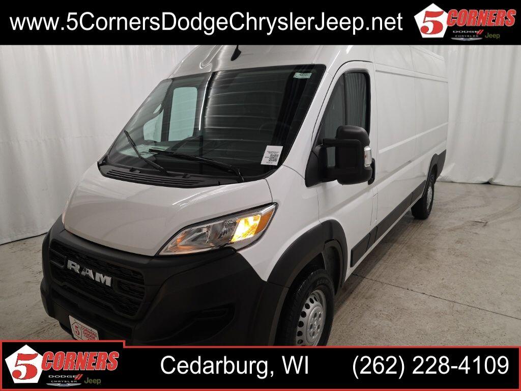2026 RAM ProMaster Cargo Van Tradesman