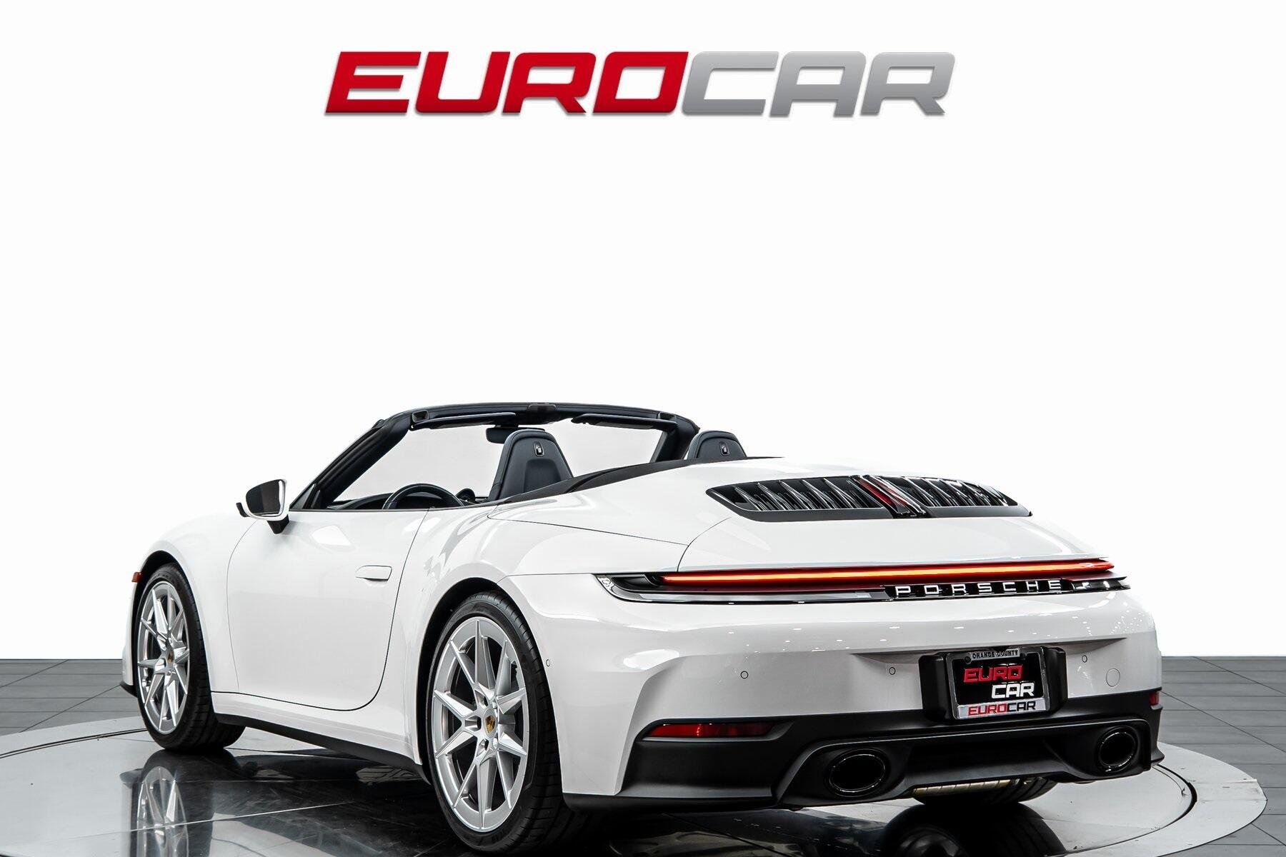 2025 Porsche 911 photo 4