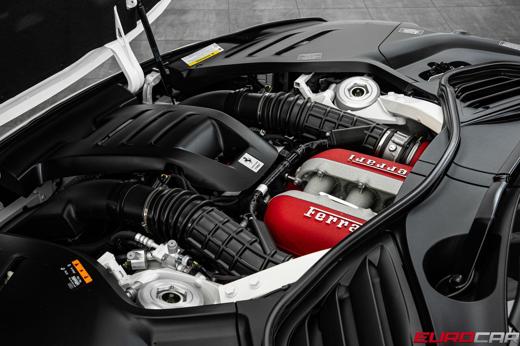 2025 Ferrari Purosangue *HUGE CARBON EXTERIOR OPTIONS * PANORAMIC SUNROOF*Image 11