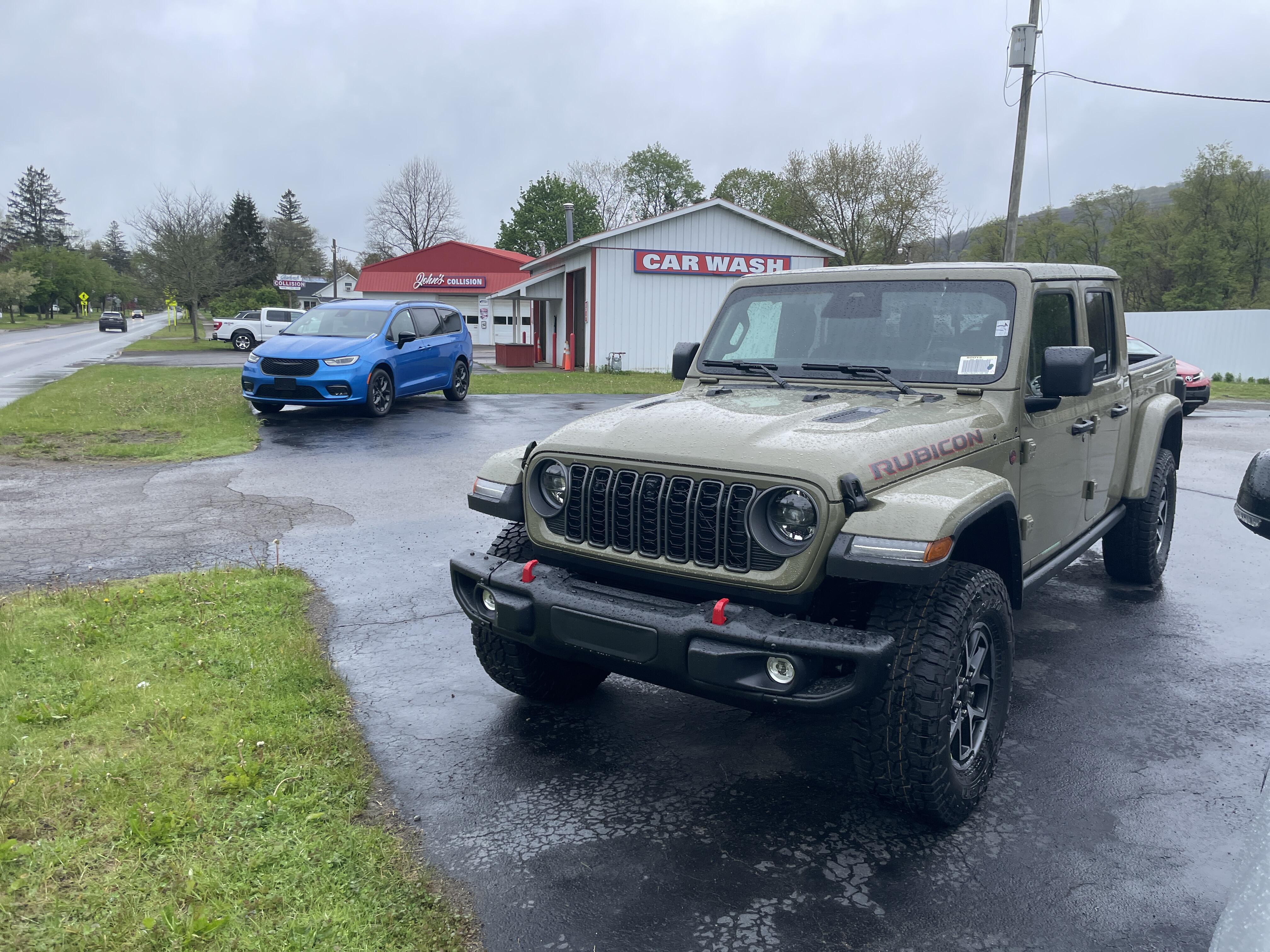 2026 Jeep Gladiator Rubicon X Auto's photo