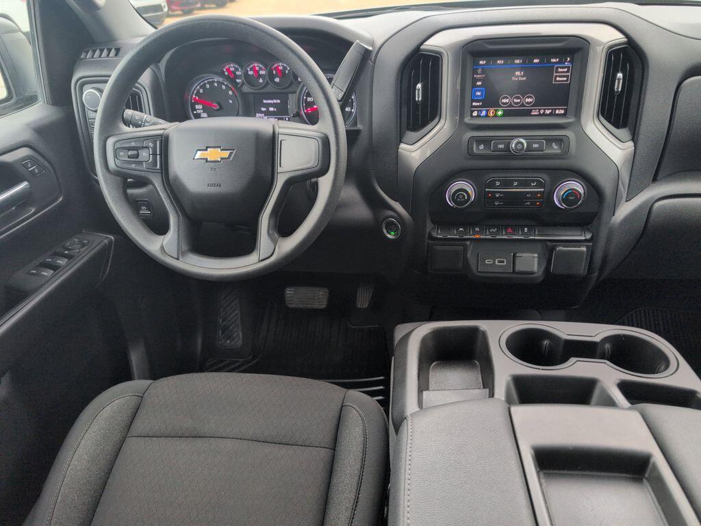 2024 Chevrolet Silverado 1500 Custom - Photo 31