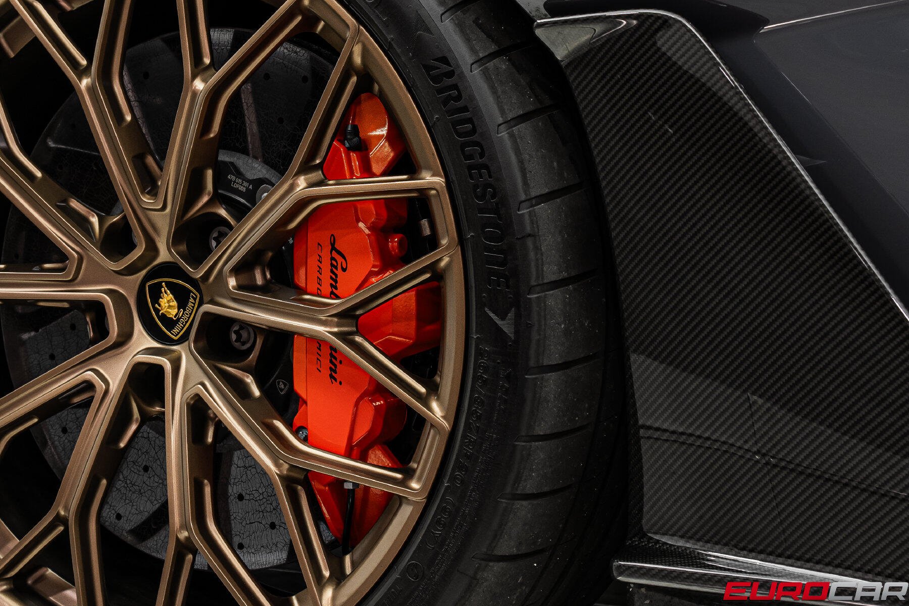 2025 Lamborghini Revuelto *HUGE CARBON OPTIONS * PASSENGER DISPLAY*Image 29
