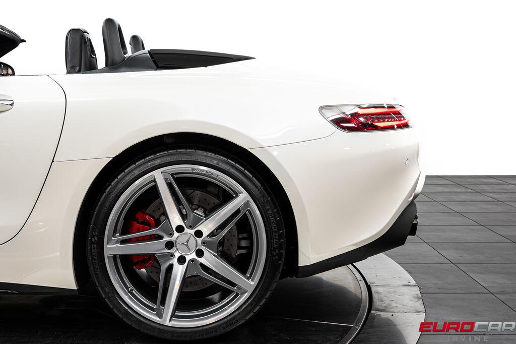 2021 Mercedes-Benz AMG GT Roadster Base - Photo 18
