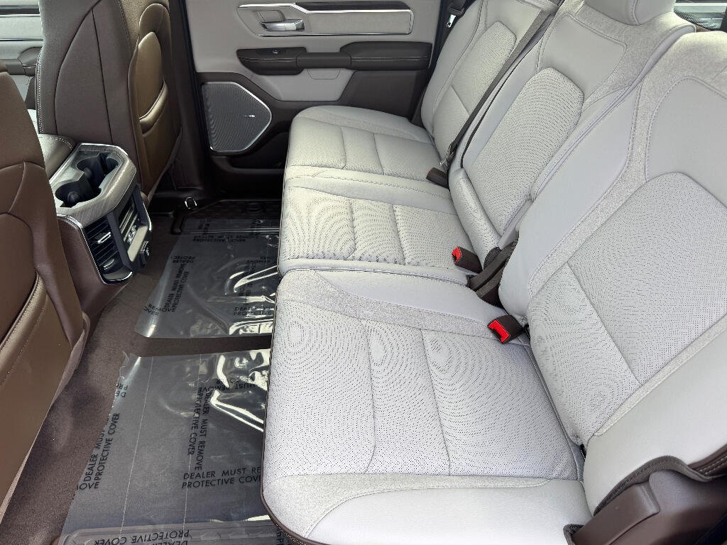 2026 RAM 1500 Laramie - Photo 20