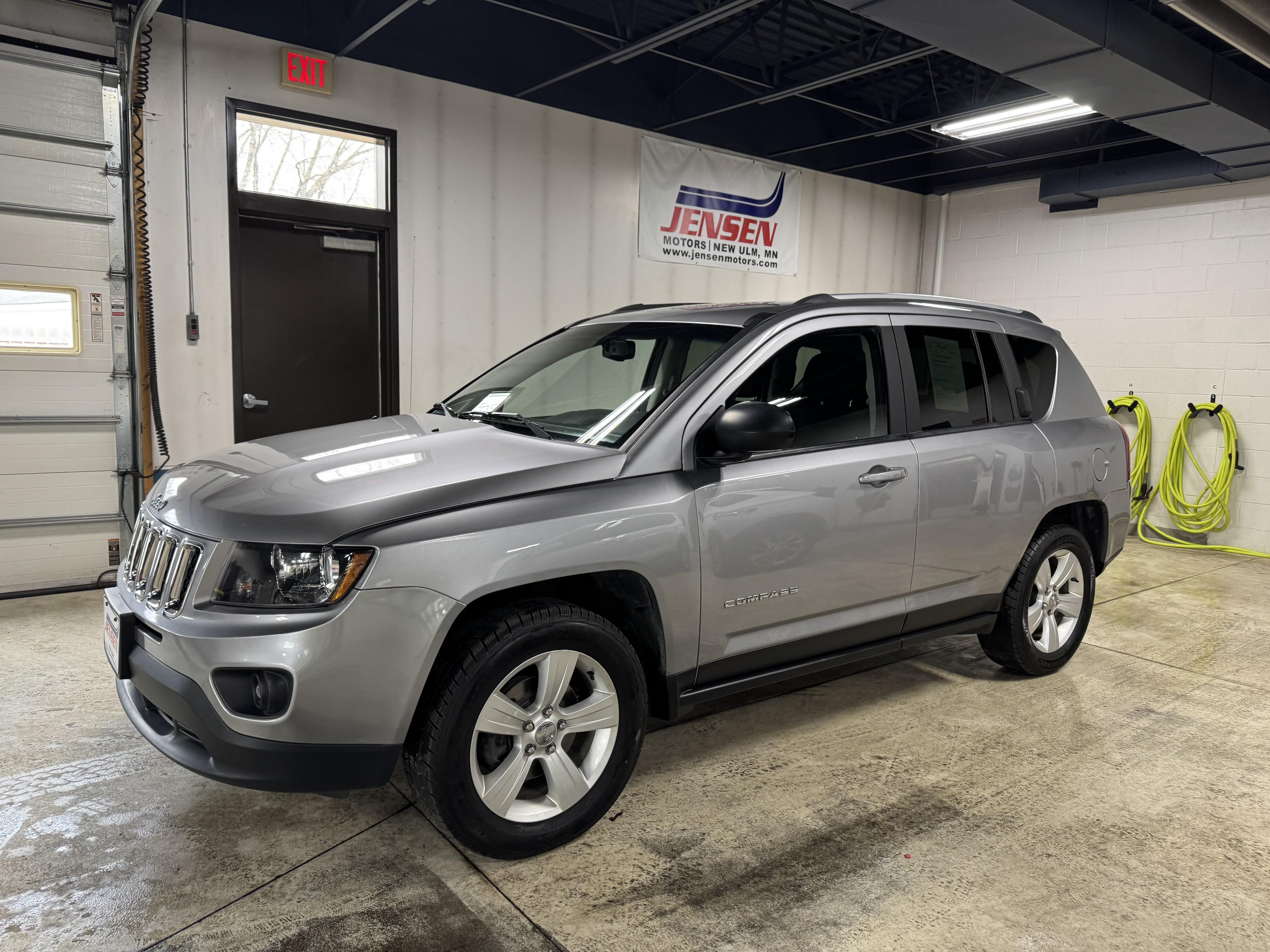 Used 2017 Jeep Compass Sport with VIN 1C4NJDBB8HD104183 for sale in New Ulm, Minnesota