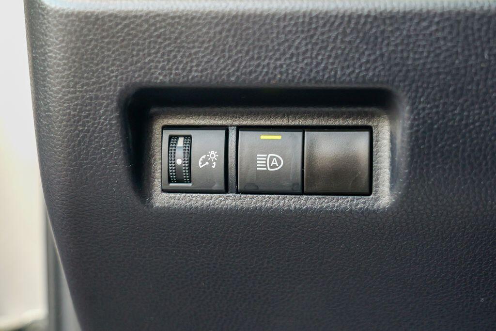 2024 Toyota RAV4 LE - Photo 44