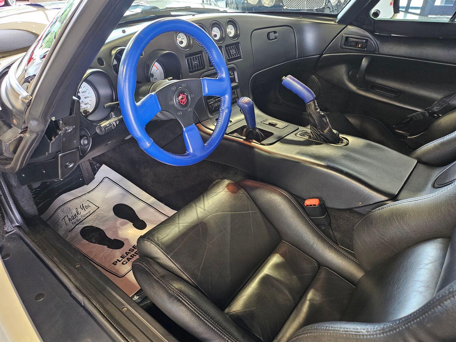 1996 Dodge Viper - Photo 24