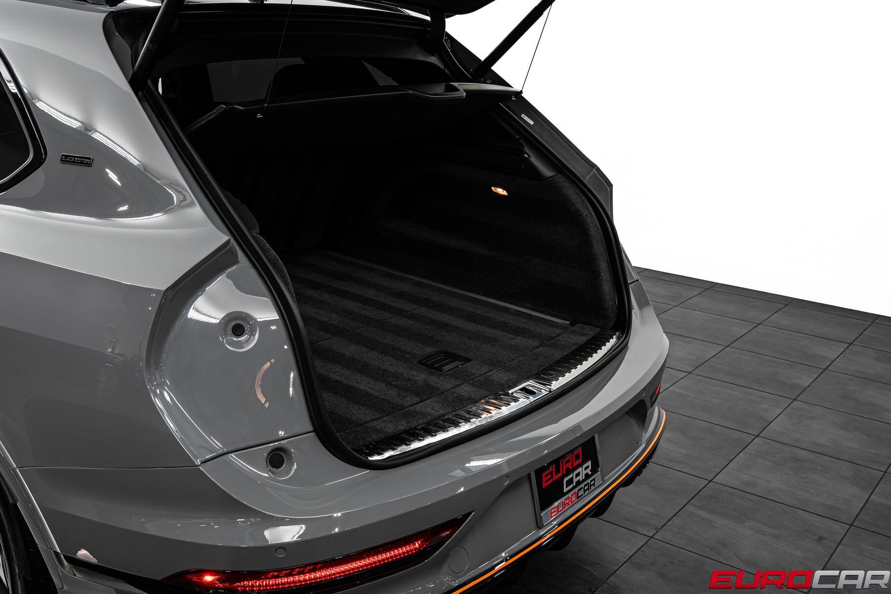 2025 Bentley Bentayga S Black Edition *PANORAMIC SUNROOF*Image 16