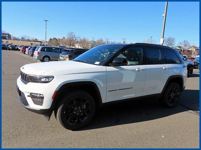 2025 Jeep Grand Cherokee Limited's photo