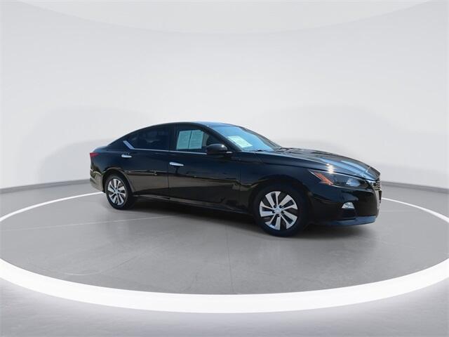 Used 2022 Nissan Altima S with VIN 1N4BL4BV5NN383157 for sale in Anaheim, CA