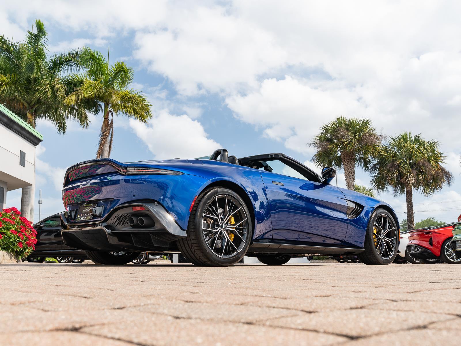 Used 2021 Aston Martin Vantage Roadster