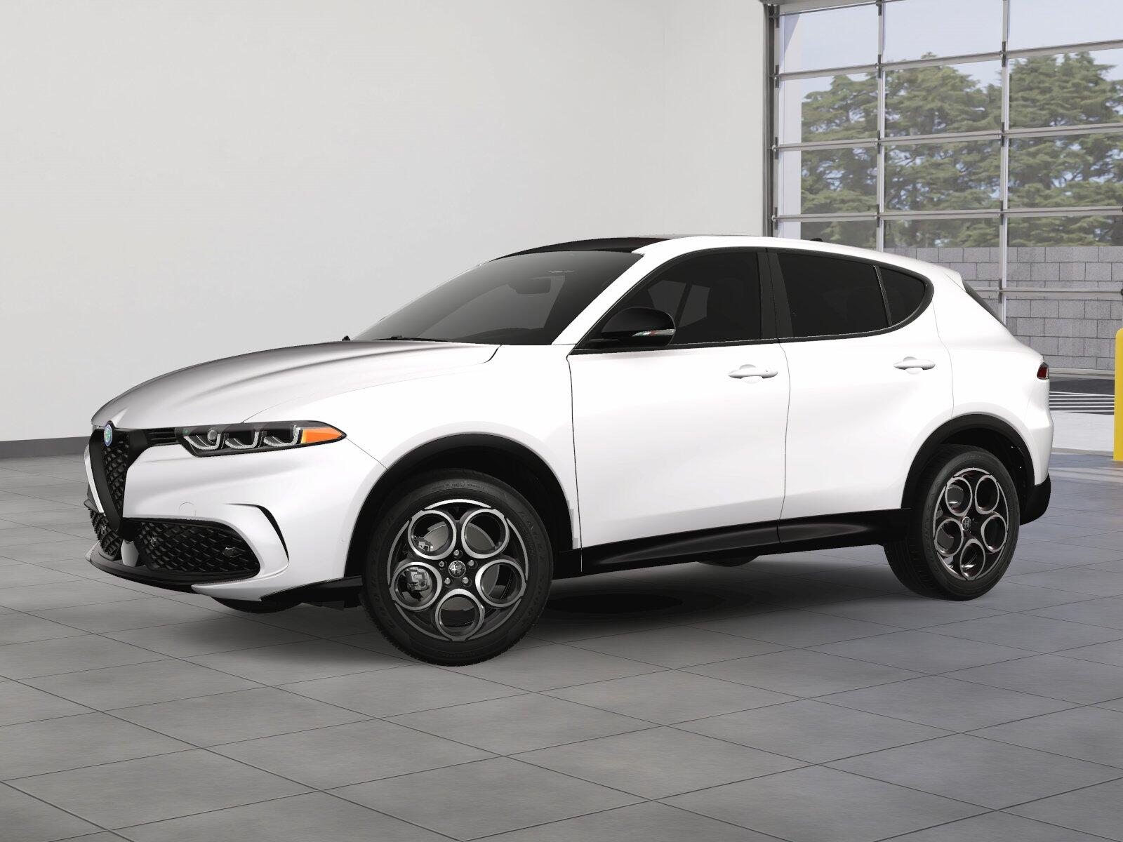 2025 Alfa Romeo Tonale Base's photo