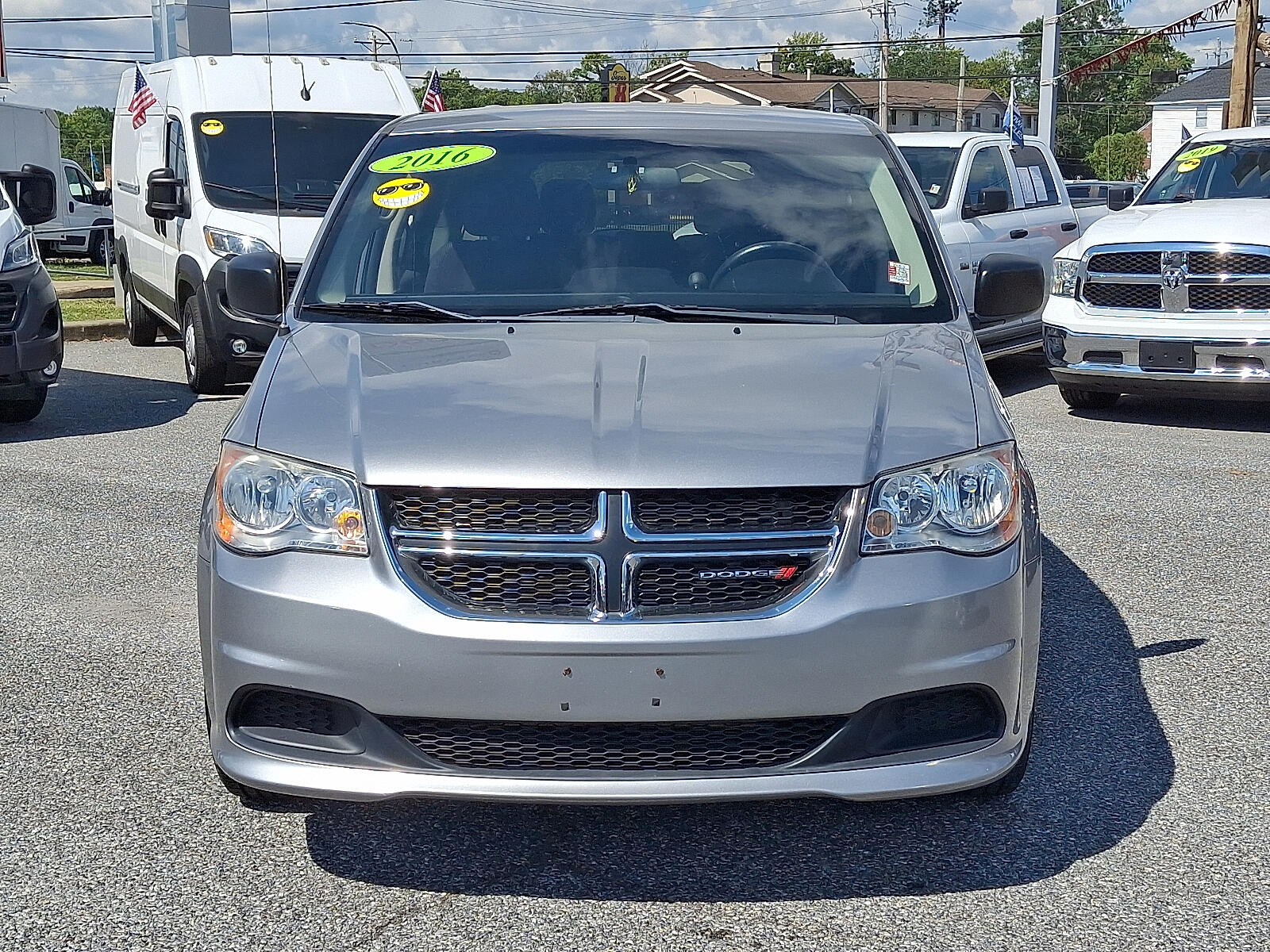Used 2016 Dodge Grand Caravan SE with VIN 2C4RDGBG5GR277676 for sale in New Castle, DE