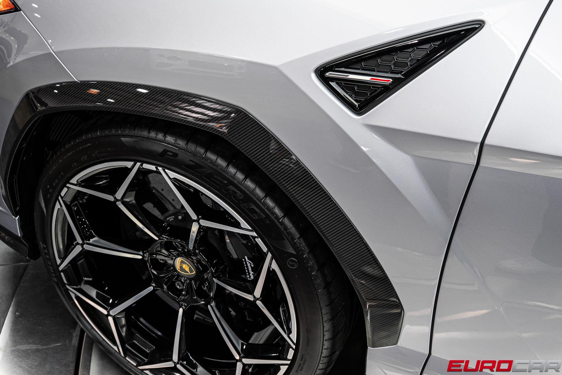 2024 Lamborghini Urus Performante *HUGE CARBON OPTIONS * SUNROOF*Image 18