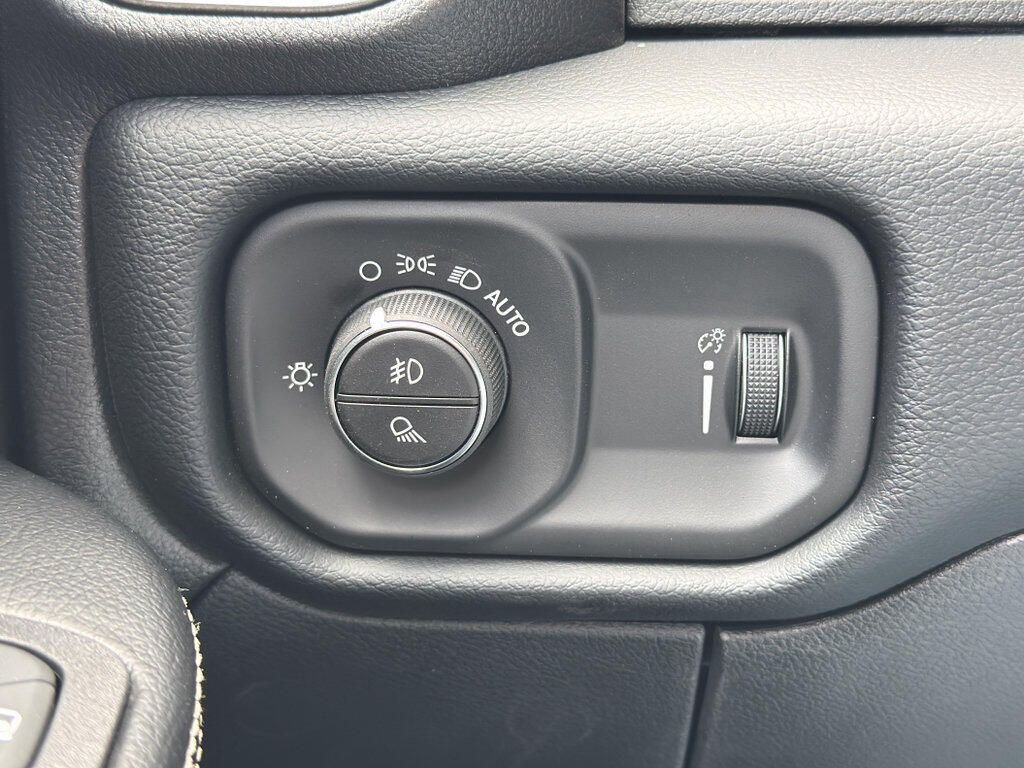 2026 RAM 2500 Big Horn - Photo 14