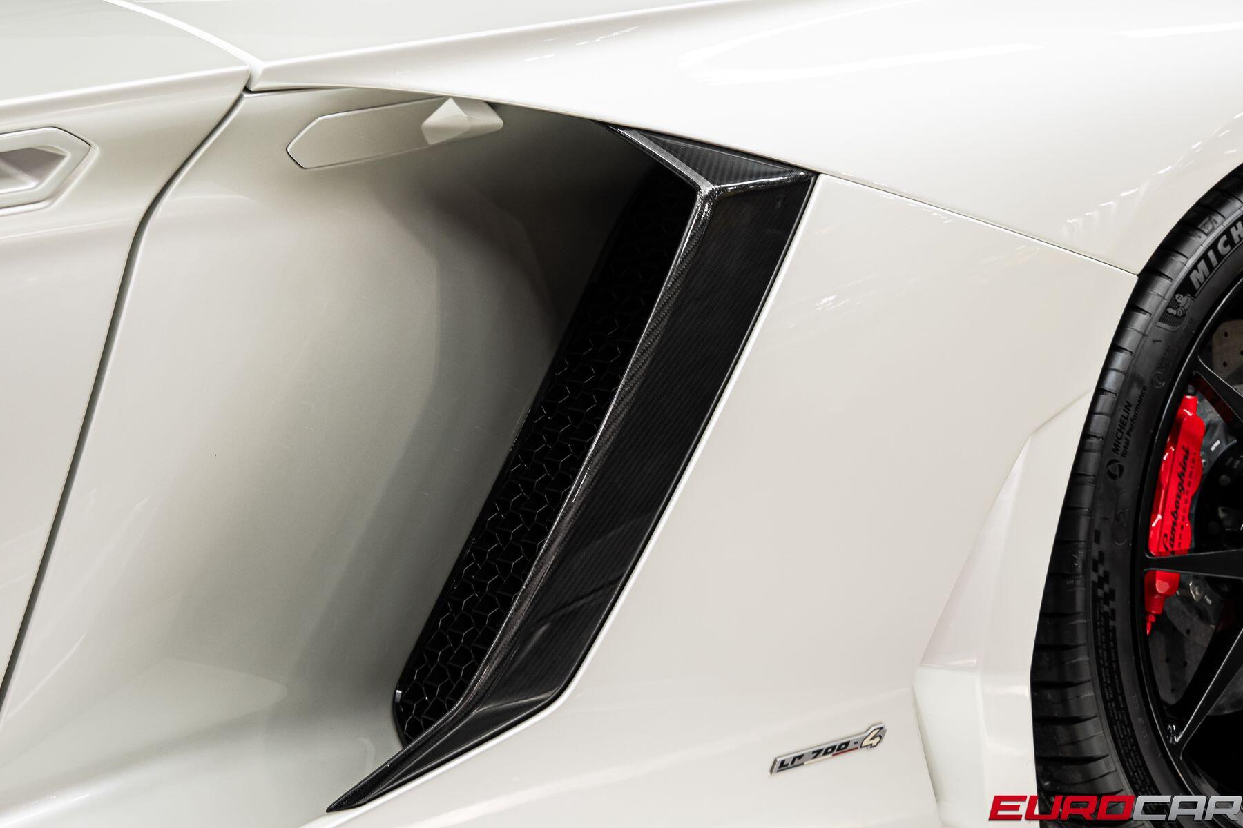 2015 Lamborghini Aventador Roadster LP 700 - 4 *HUGE CARBON OPTIONS * FRONT LIFT*Image 20