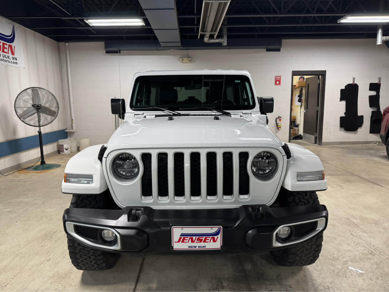 Used 2021 Jeep Wrangler Unlimited Sahara 4XE with VIN 1C4JJXP67MW660334 for sale in New Ulm, Minnesota