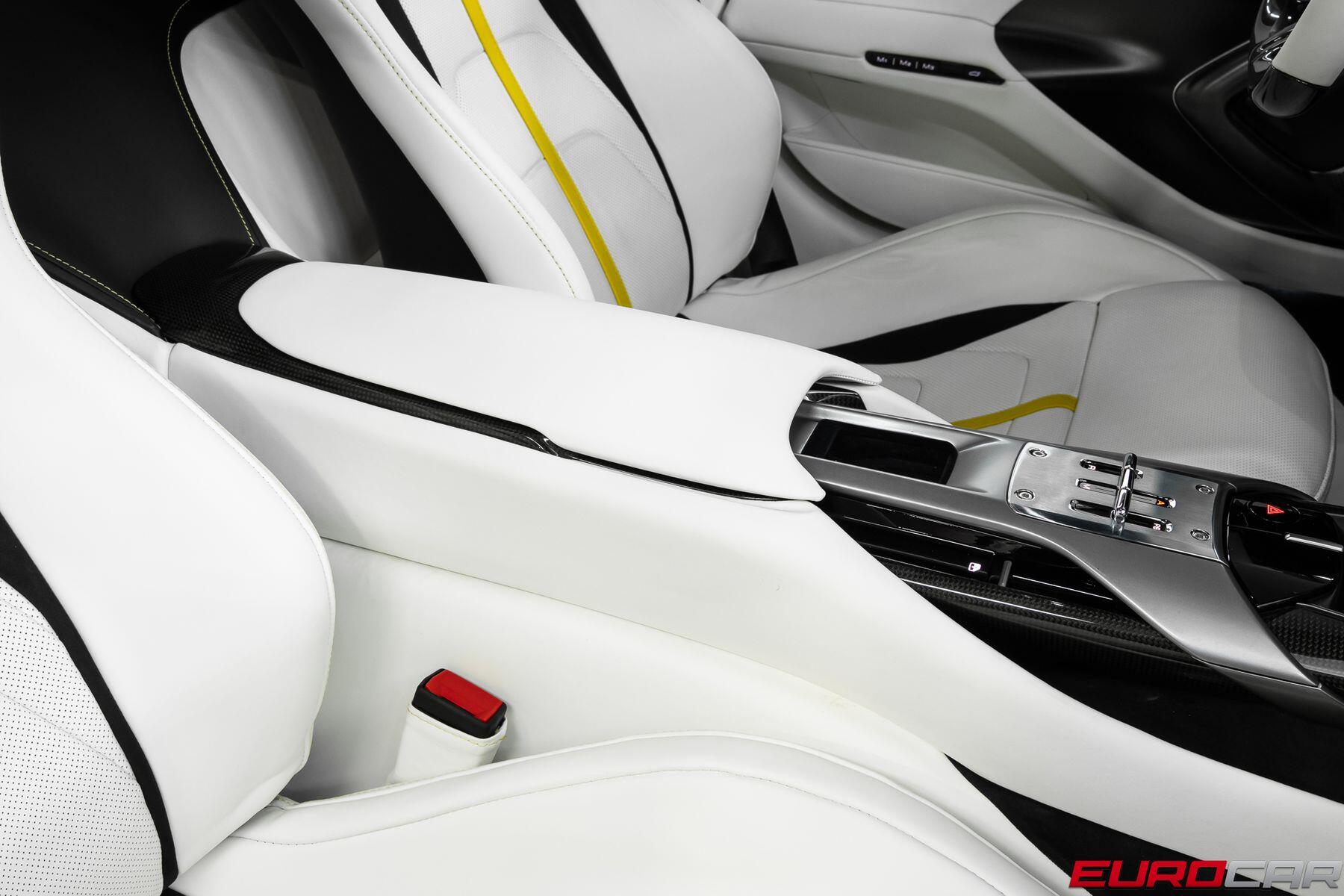 2025 Ferrari 12Cilindri *HUGE CARBON OPTIONS * AIRBRUSHED SHIELD*Image 40