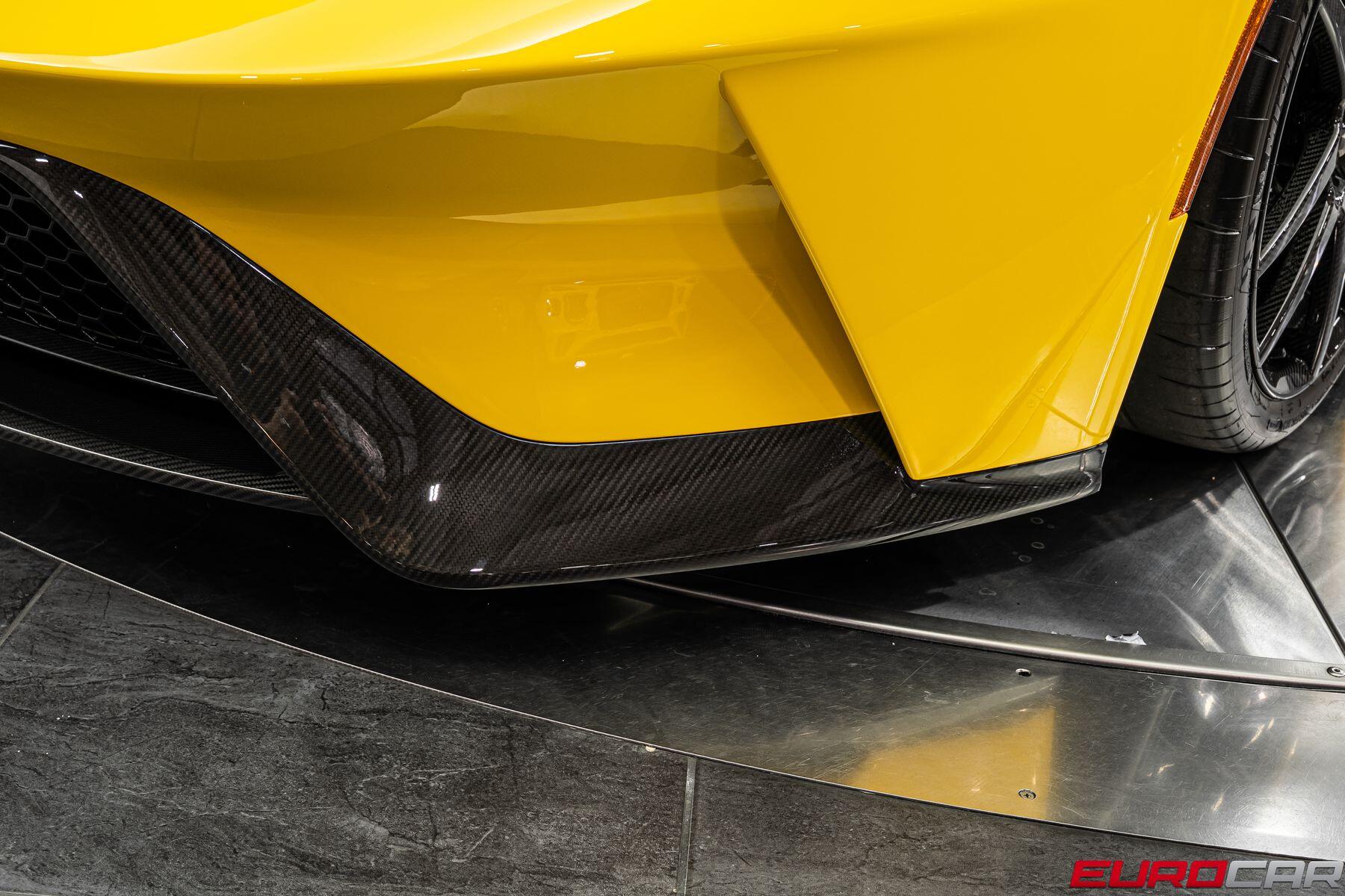 2020 Ford GT *ONLY 213 MILES * CARBON EXTERIOR PACK*Image 16