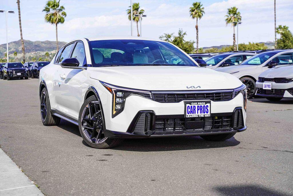 2026 Kia K4 GT-Line
