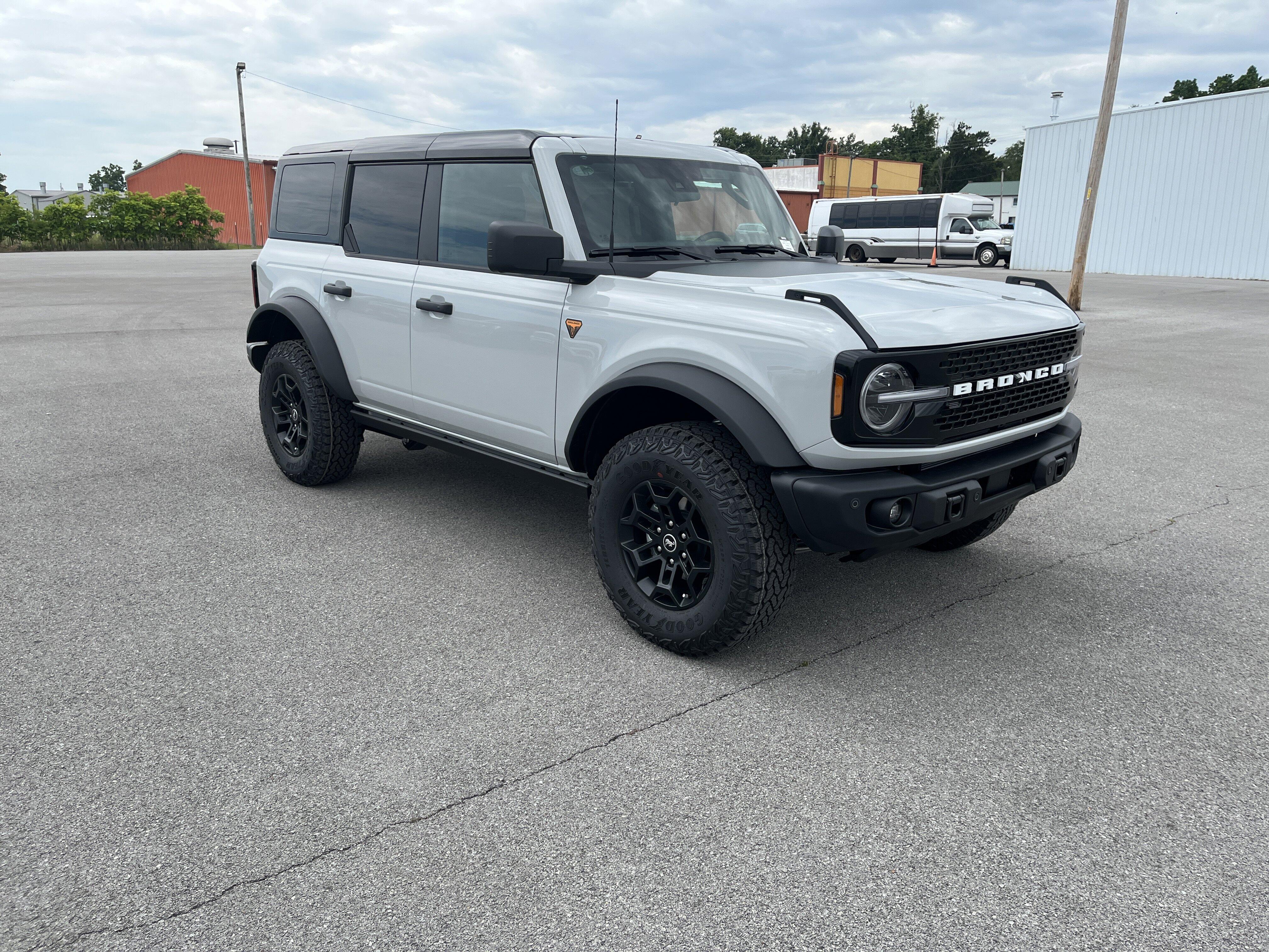 2026 Ford Bronco Badlands 4x4's photo