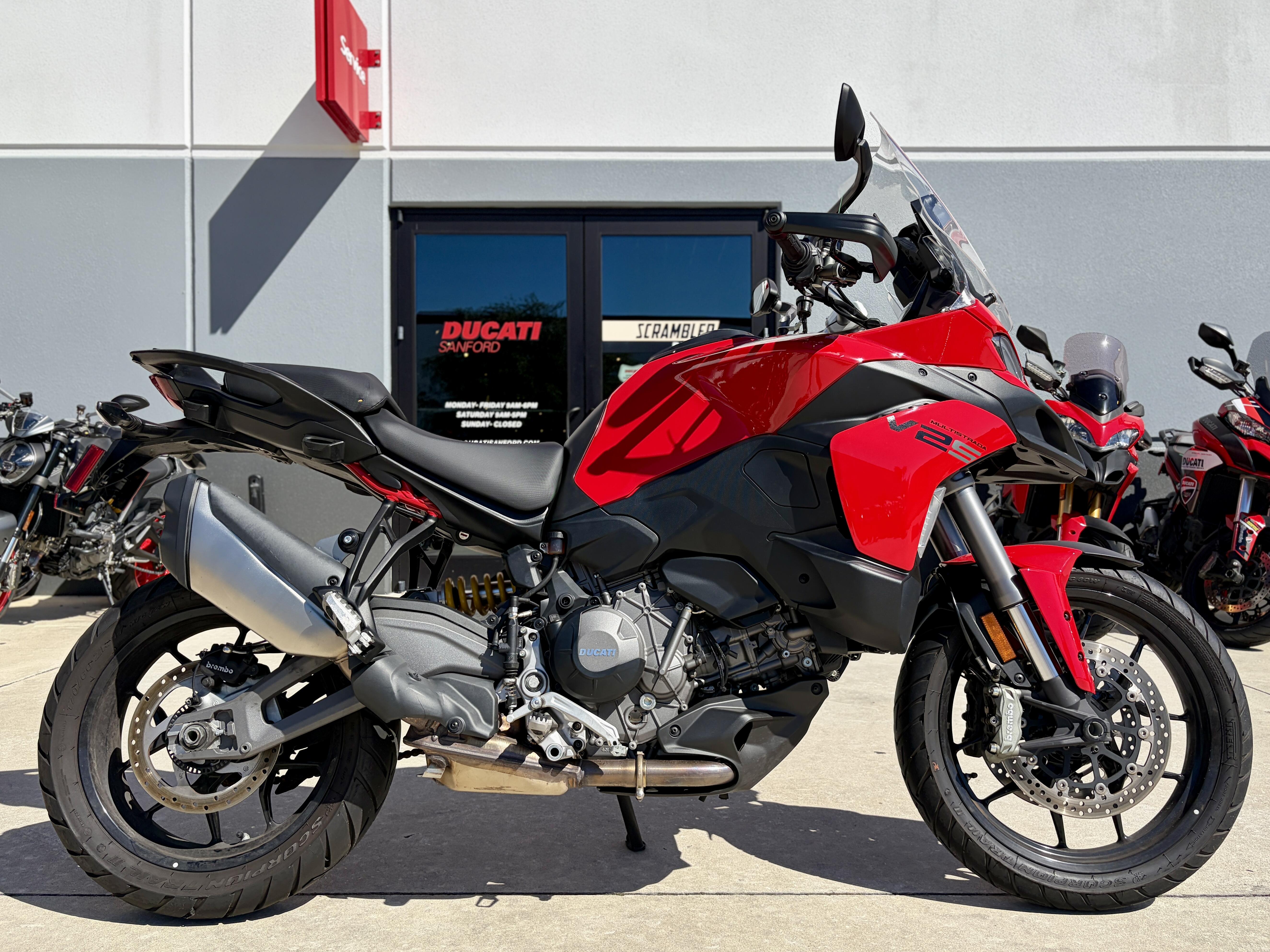 2025 Ducati MULTISTRADA V2 S