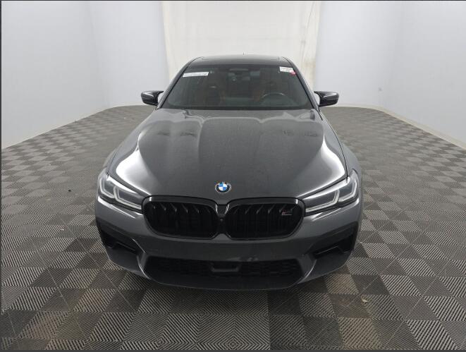 2022 BMW M5