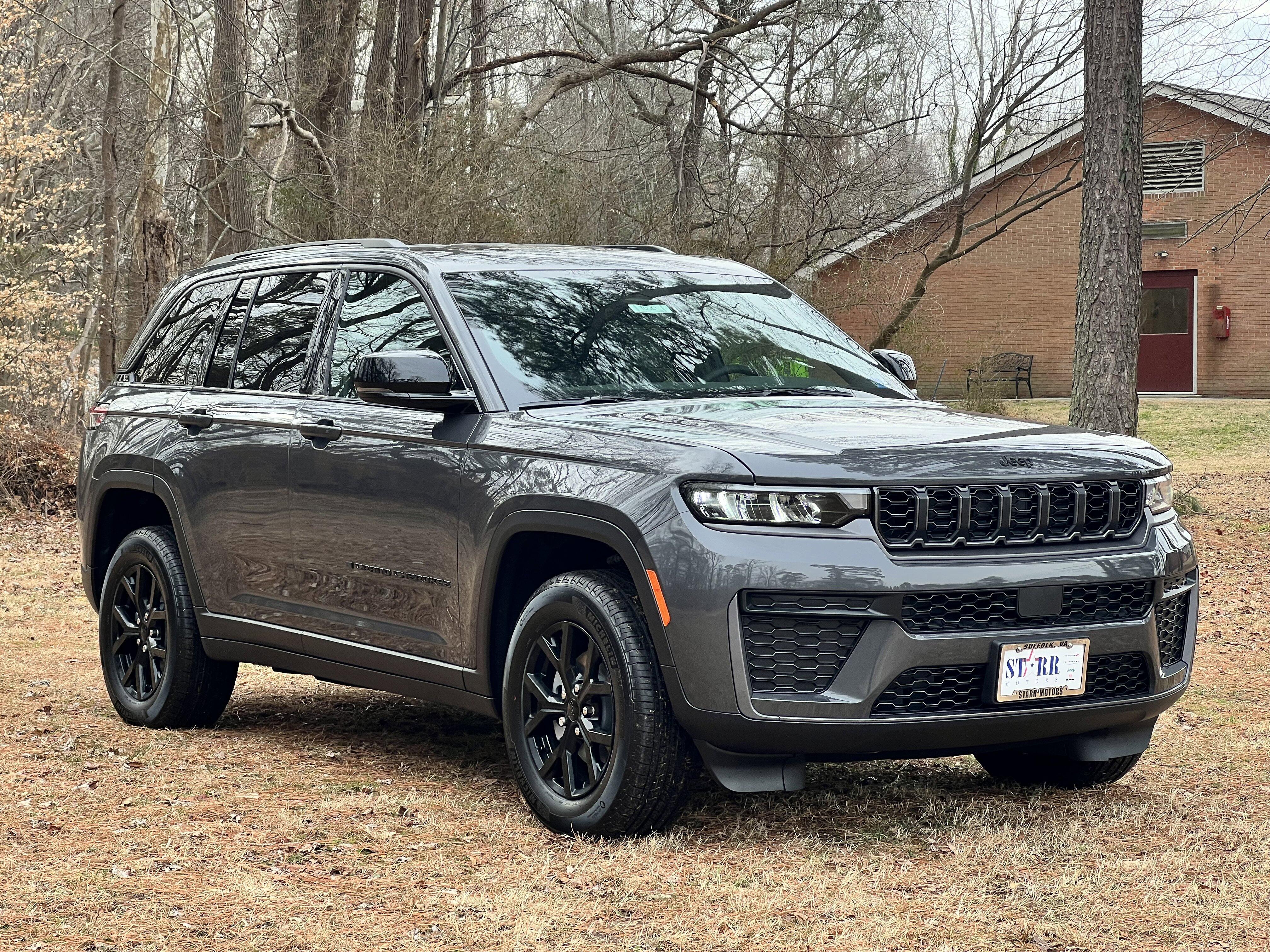 2026 Jeep Grand Cherokee Grand Cherokee Laredo Altitude 4x4