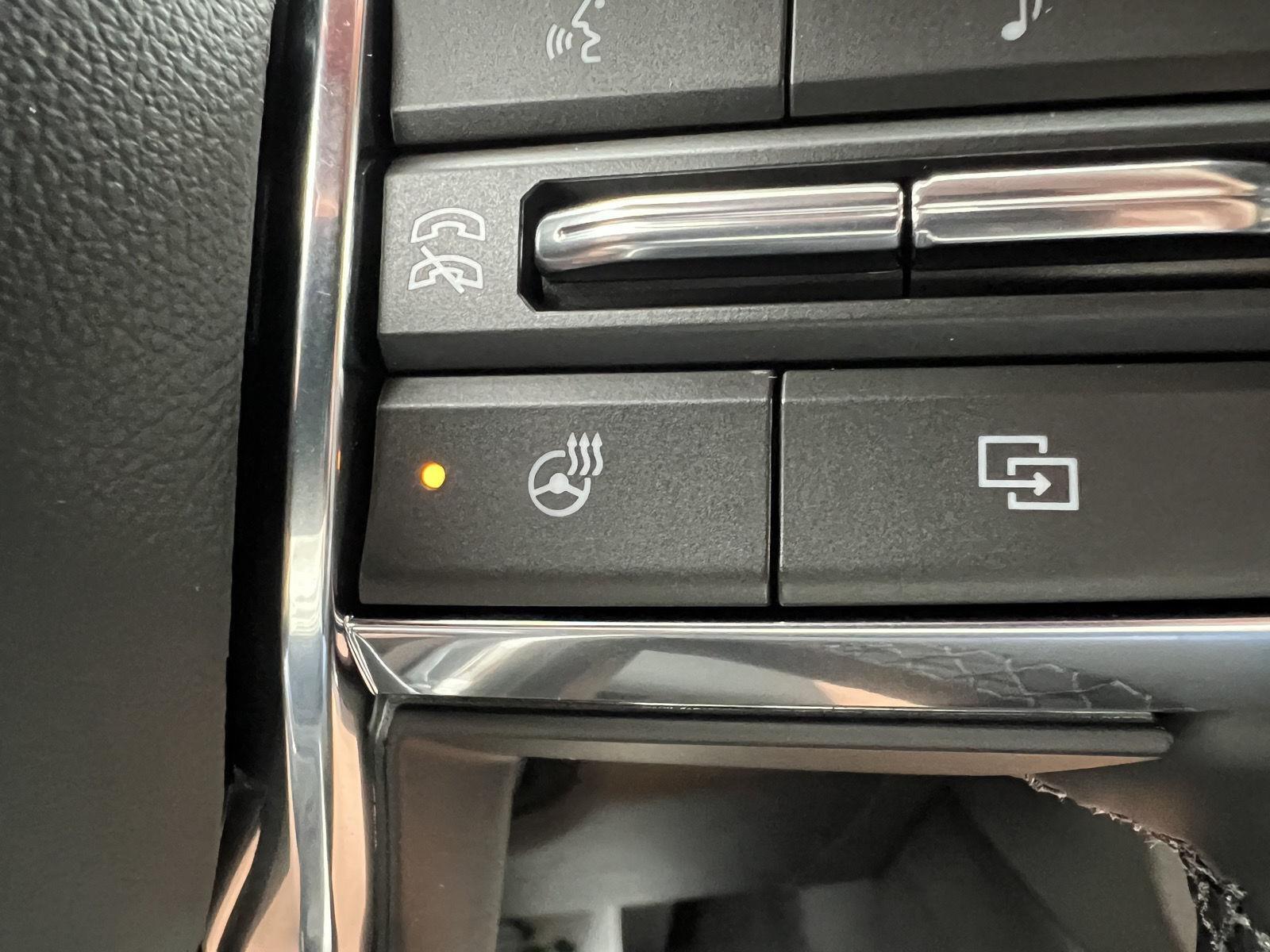 2026 GMC Yukon Denali - Photo 26