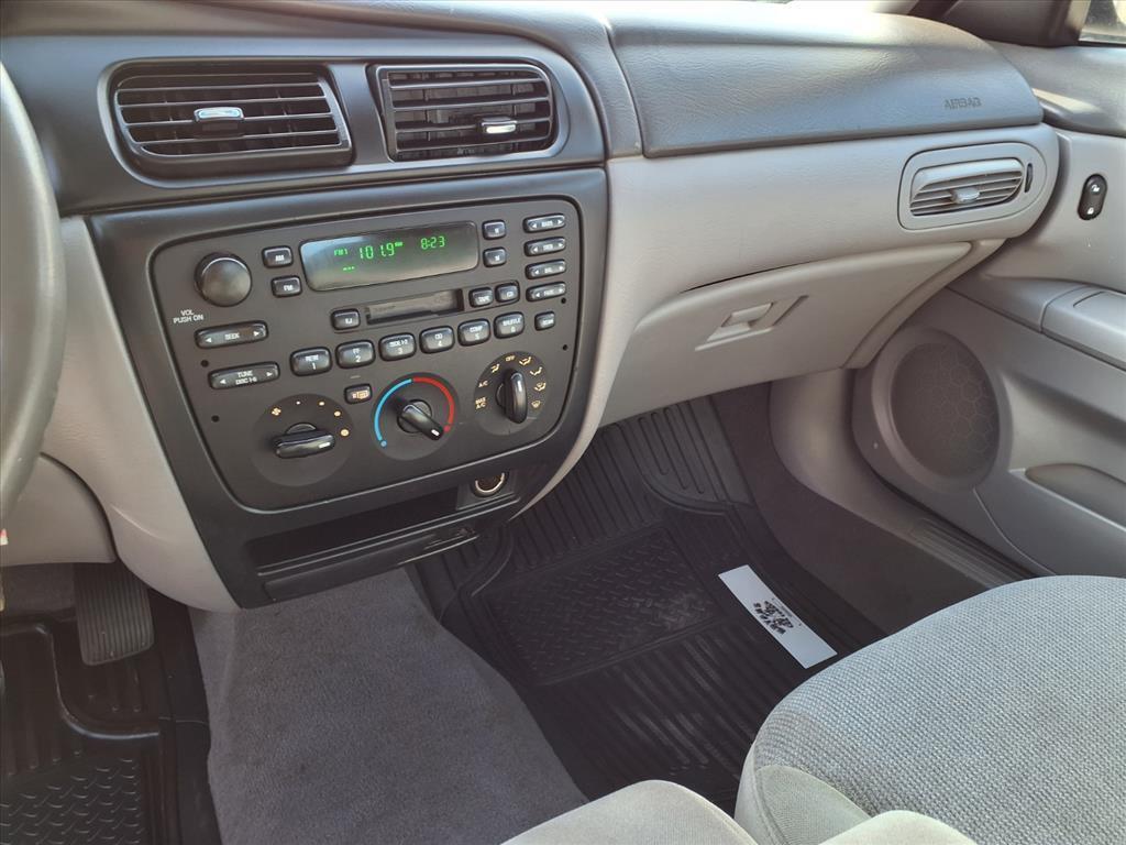 2000 Ford Taurus SES - Photo 7